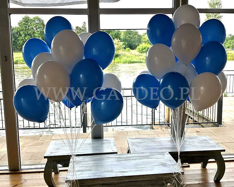 Brama z balonów dla tancerzy na imprezie dziecięcej z okazji Dnia Dziecka