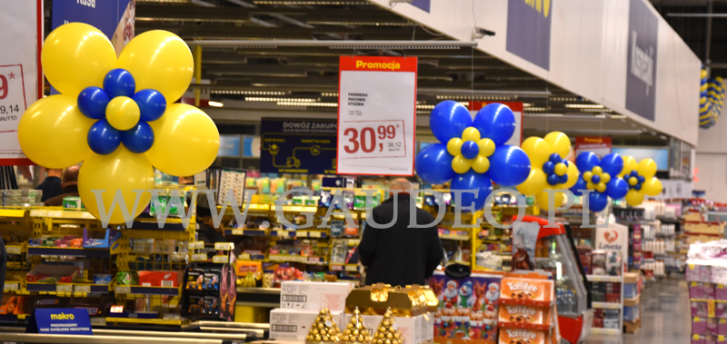 Dekoracja balonowa w Makro Warszawa Bielany z okazji urodzin