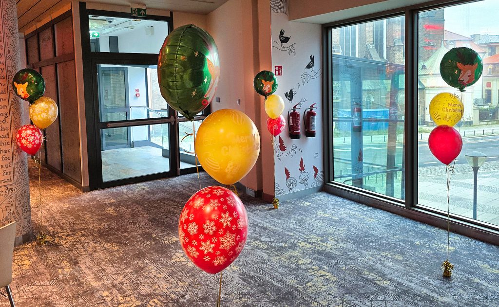 Dekoracja balonowa na imprezę Świąteczna dla dzieci w Hotelu Mercure Wrocław Centrum