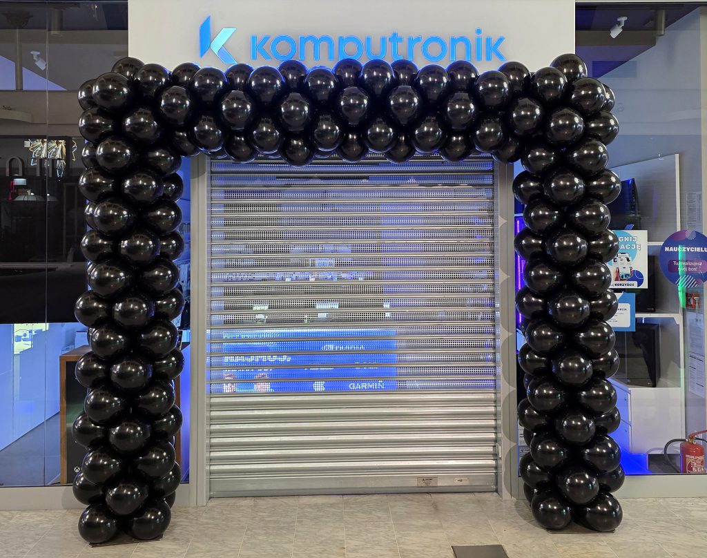 Brama z balonów w CH Korona na Black Friday/ Black week ;)