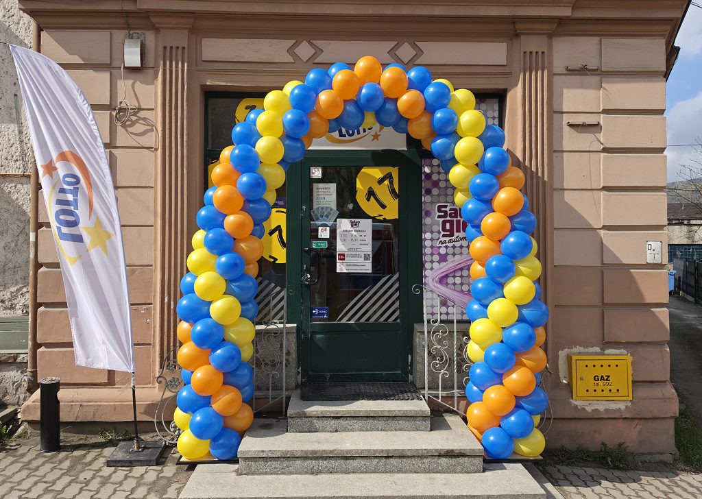 Bramy z balonów dla salonów gier Lotto w Dzierżoniowie, Głuszycy i Wałbrzychu