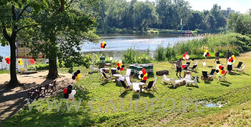 Dekoracja z balonów na pikniku nad Odrą