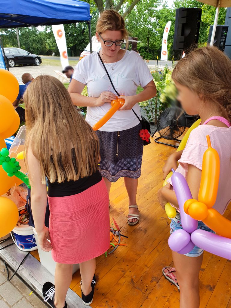 Nauka skręcania balonów dla dzieci