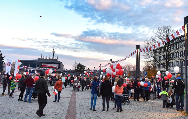 Balony z helem na pikniku dla mieszkańców Chrzanowa