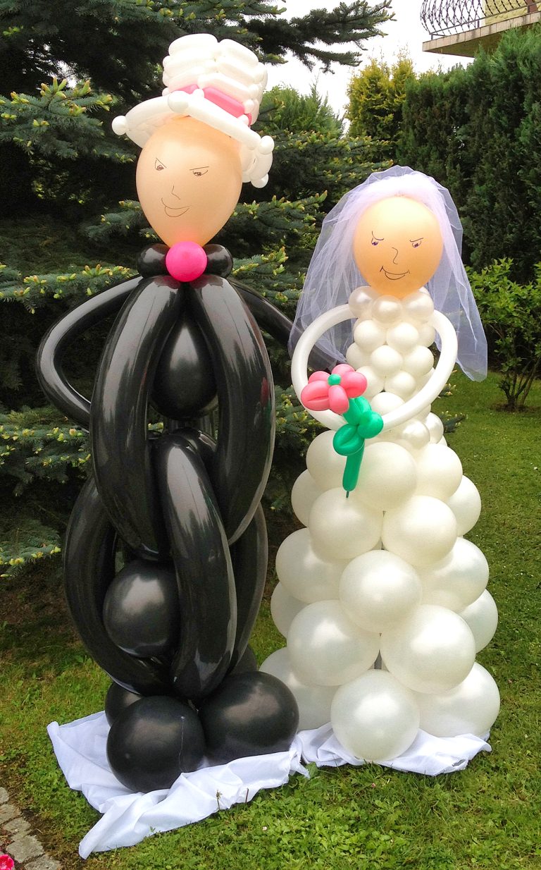 Młoda Para wykonana z balonów