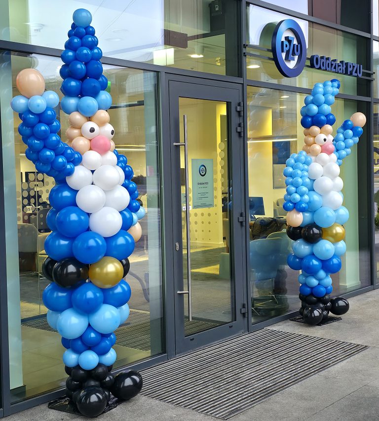 Wrocławskie krasnale z balonów na otwarcie oddziału PZU.