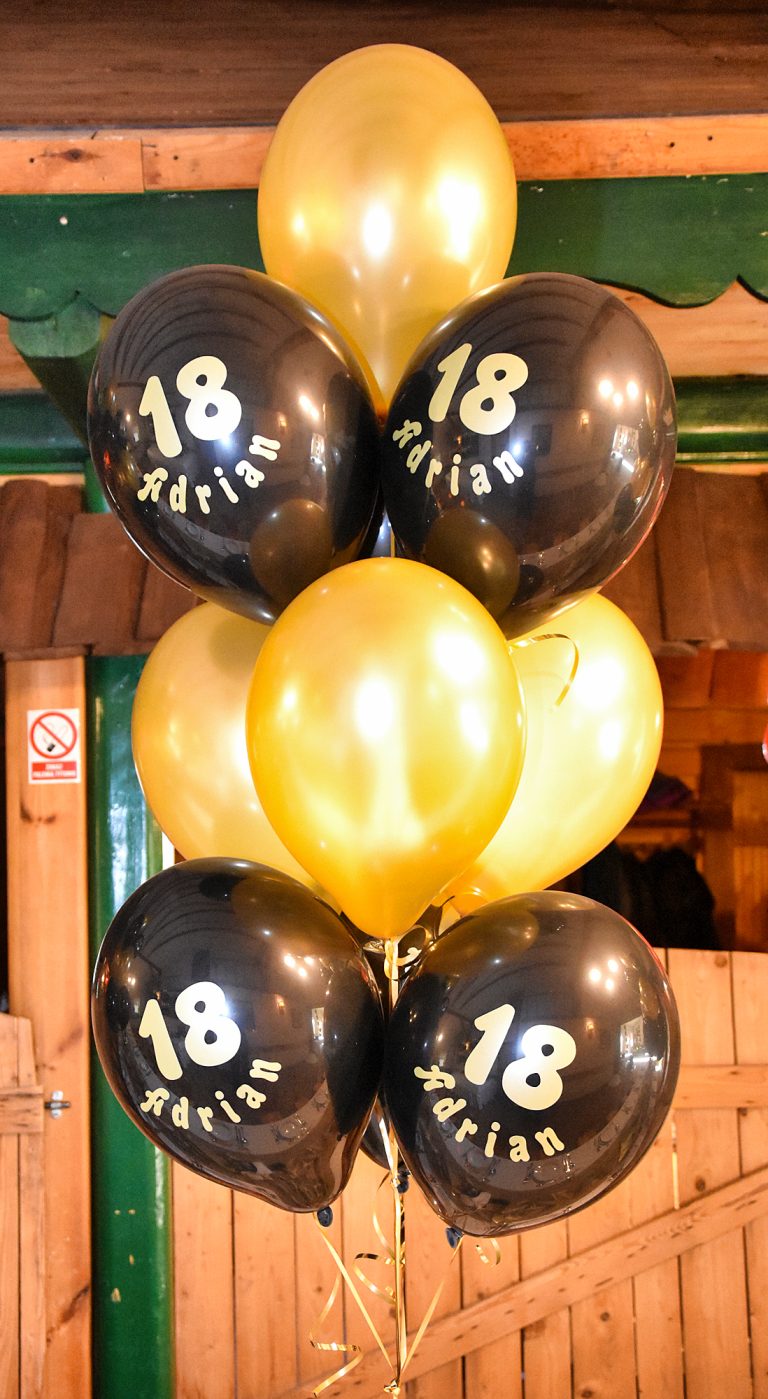 Bukiet z balonów helowych na 18 urodziny