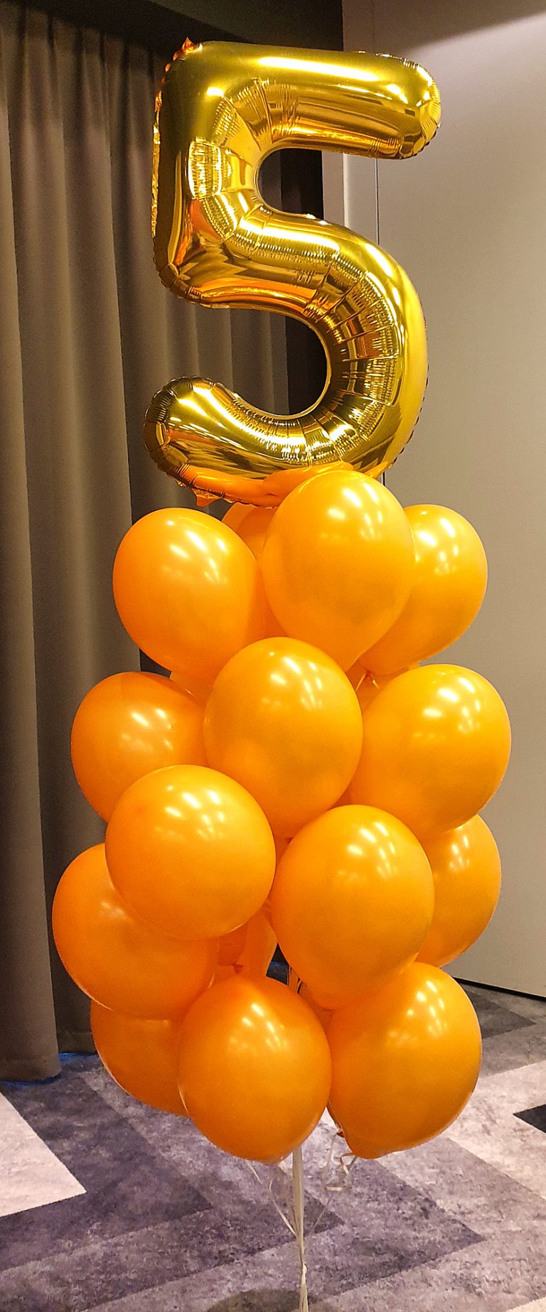 Bukiet balonów helowych na 5 urodziny