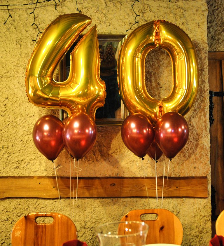 Balonowa dekoracja na jubileusz 40-lecia ślubu