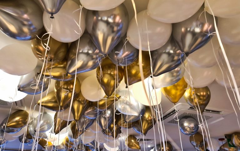 Balony z helem na Sylwestra
