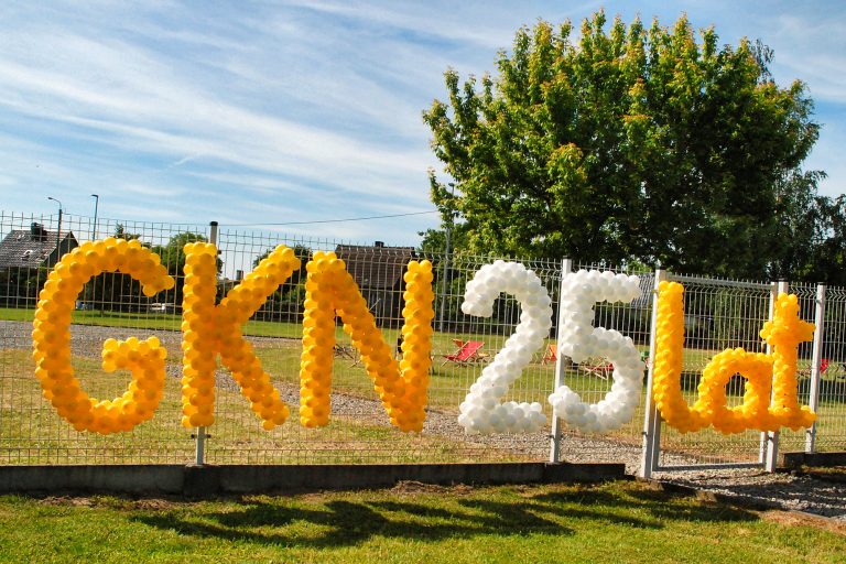 Napis z balonów na 25 lecie firmy