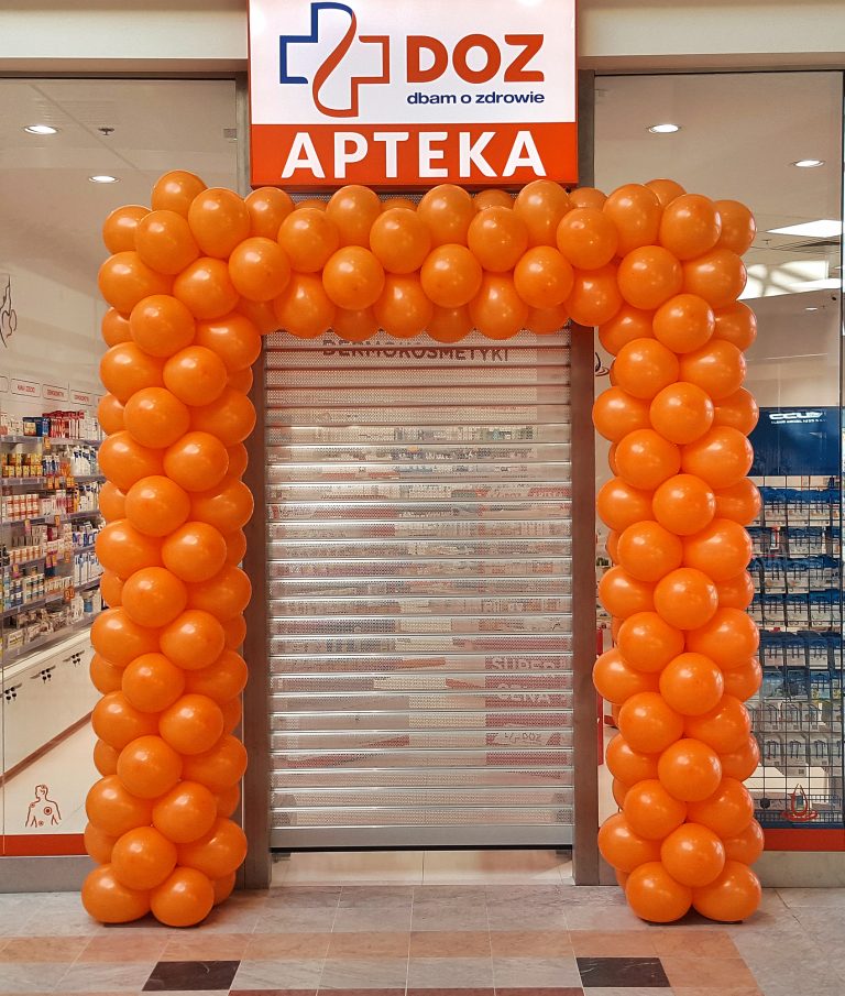 Brama z balonów dla apteki DOZ