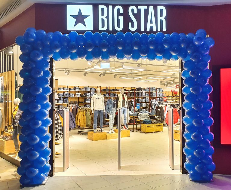 Brama z balonów dla salonu Big Star