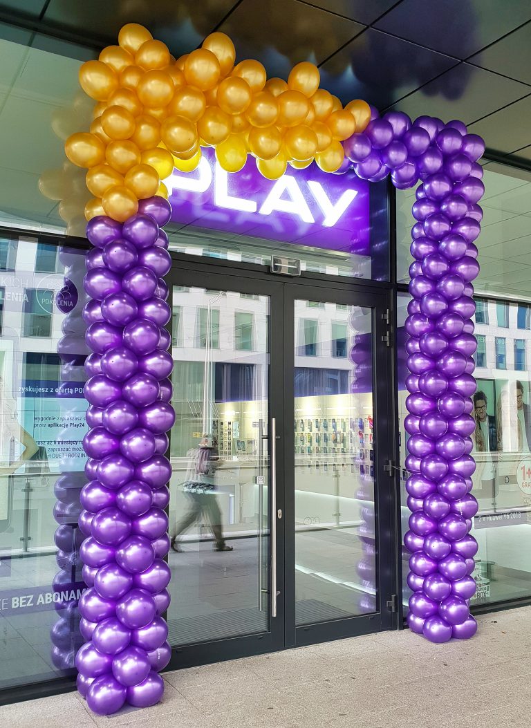 Brama z balonów dla salonu Play