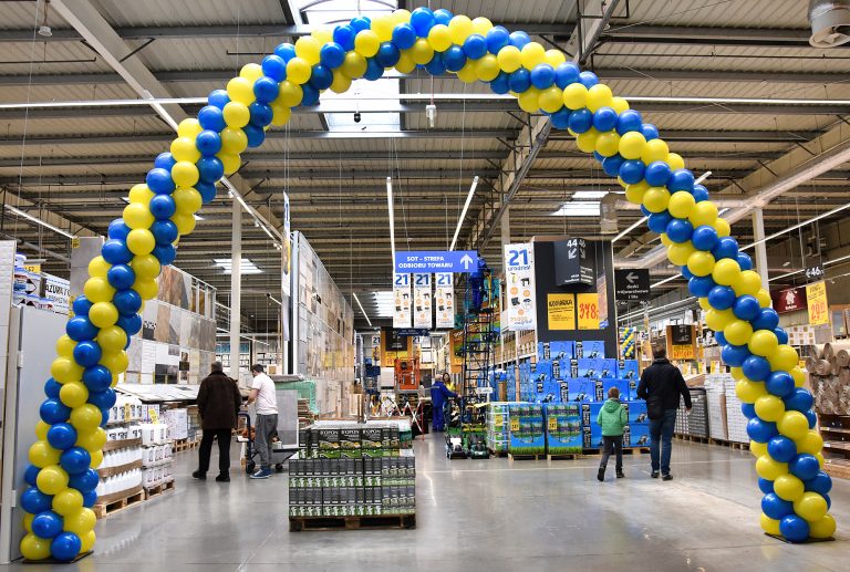 łuk z balonów na urodziny w Castorami