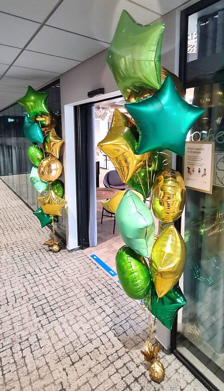 Foliowe balony z helem na otwarcie nowego biura.
