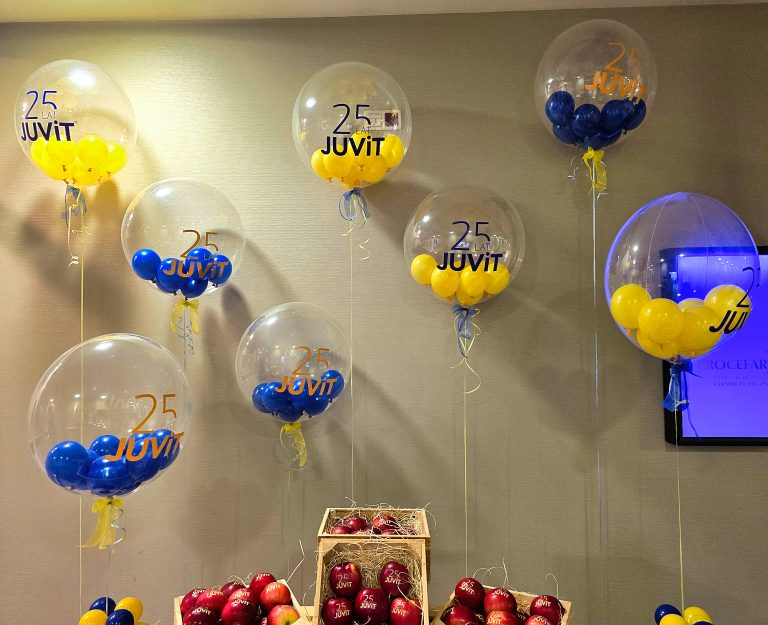 Balony z nadrukiem na imprezie z okazji 25 urodzin lekarstwa