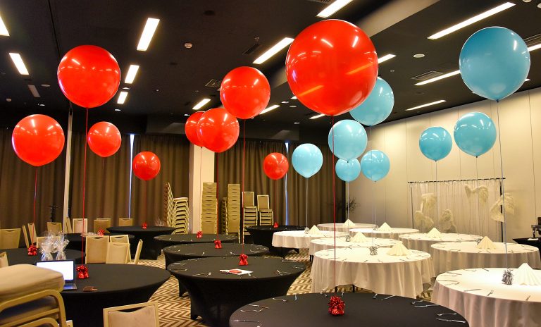 Balony olbrzymy z helem na imprezę w stylu Piekło i Niebo