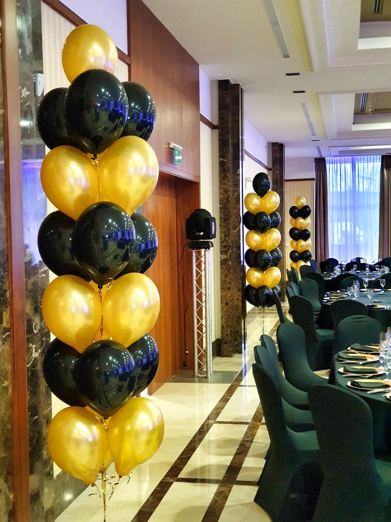 Bukiety z balonów helowych na imprezę firmową w Hotelu Hastonn.