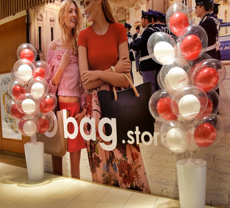 Balony w balonie na otwarcie salonu Obag