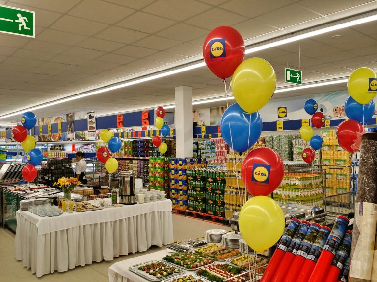 Balony z helem na otwarcie sklepu Lidl